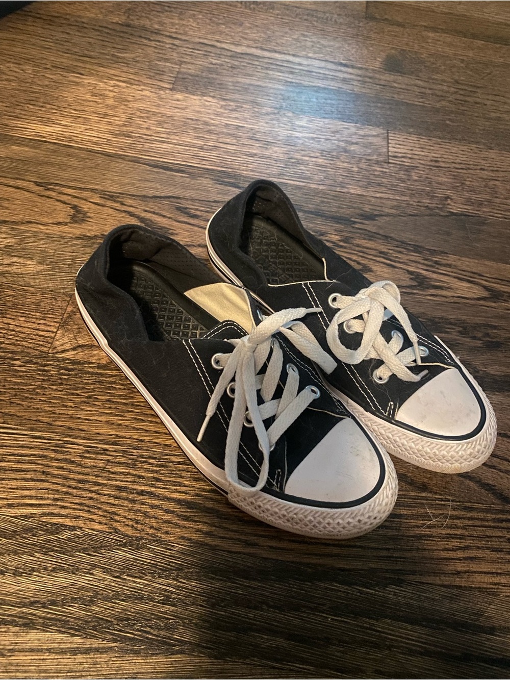 Classic Black Low-Top Converse - Women’s 6.5